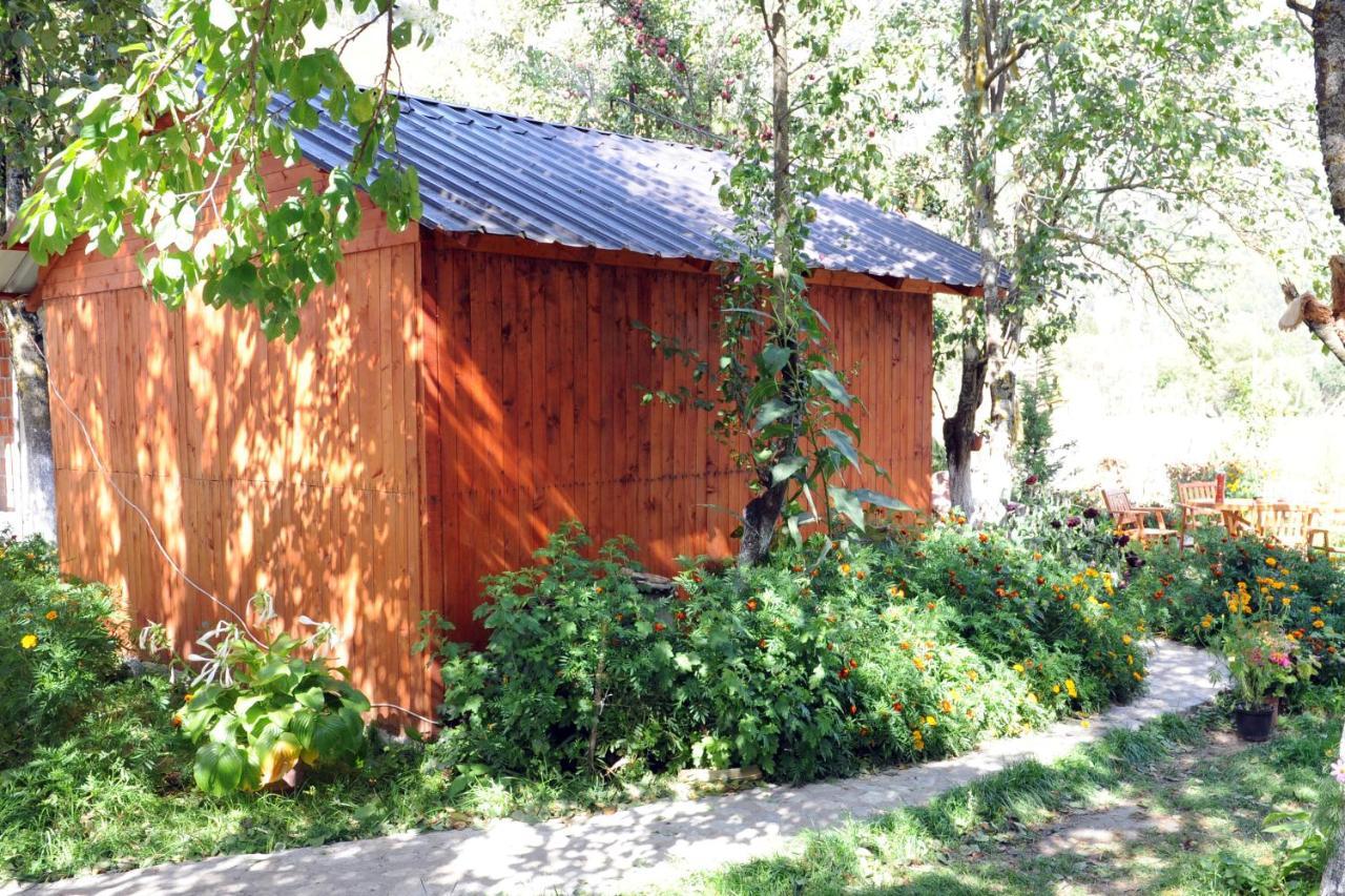 Guesthouse Demushi Валбона Екстериор снимка
